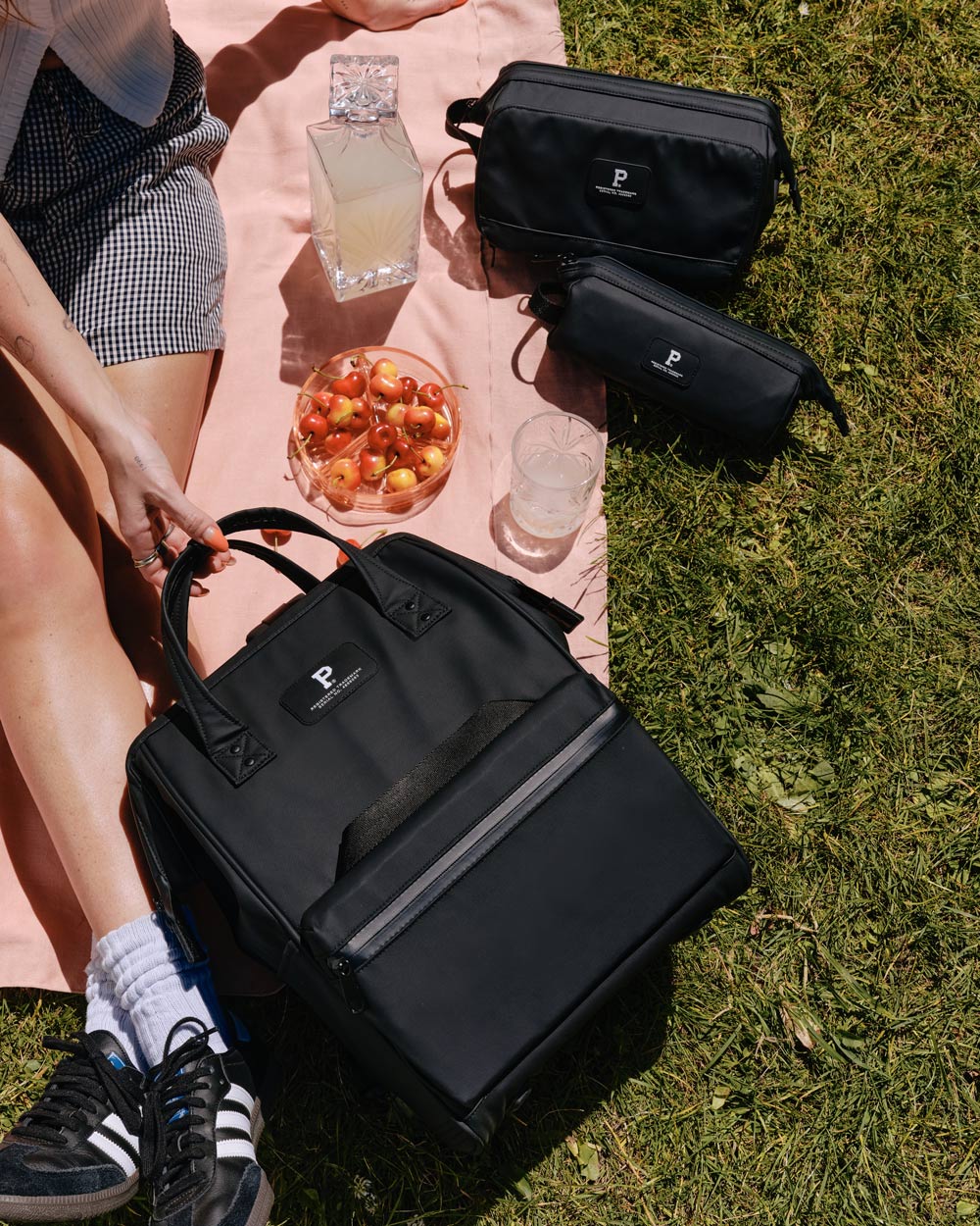 Cascade Essentials Bundle - Standard