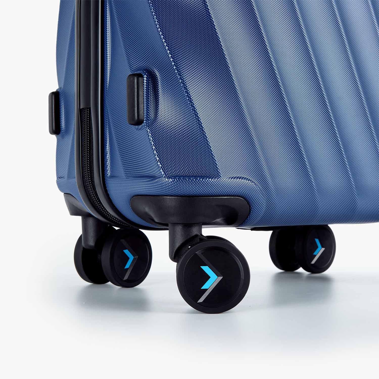 Globetrotter 20" Hardside Rolling Carry-on Stylish Suitcase