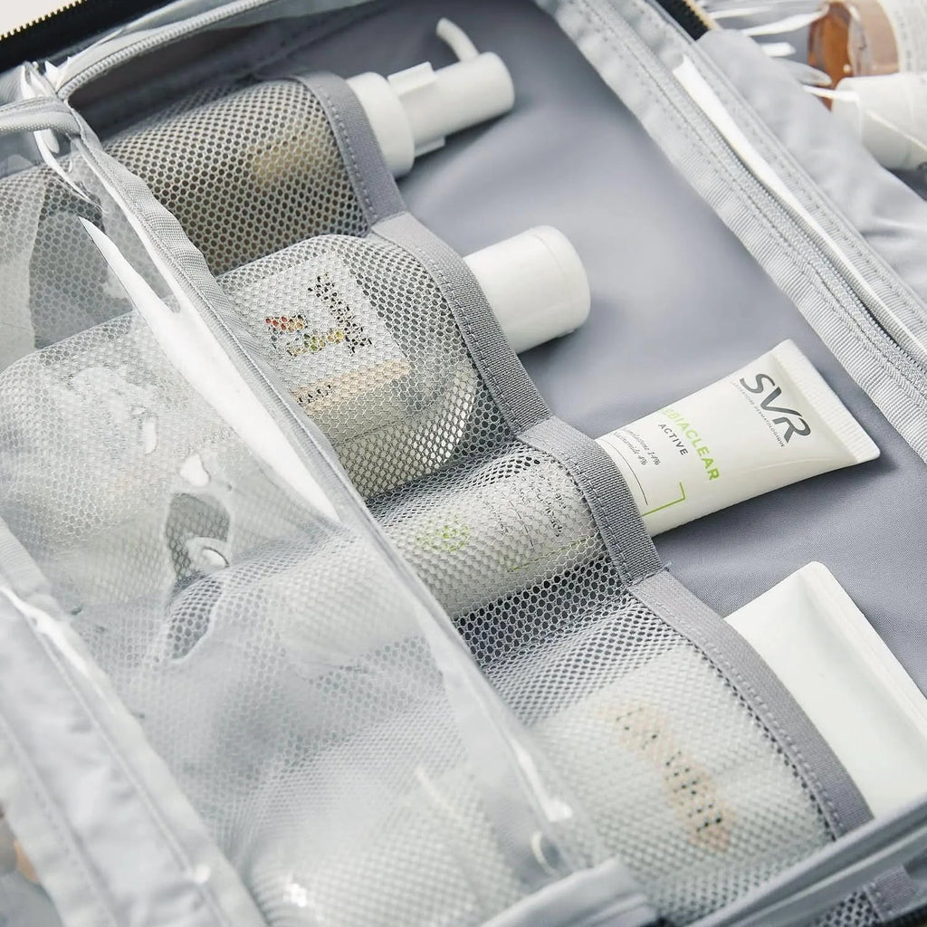 Paz Hanging Toiletry Bag