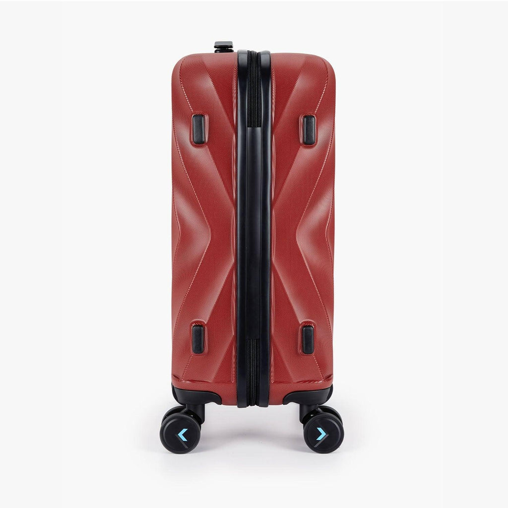 Globetrotter 20" Hardside Rolling Carry-on Stylish Suitcase