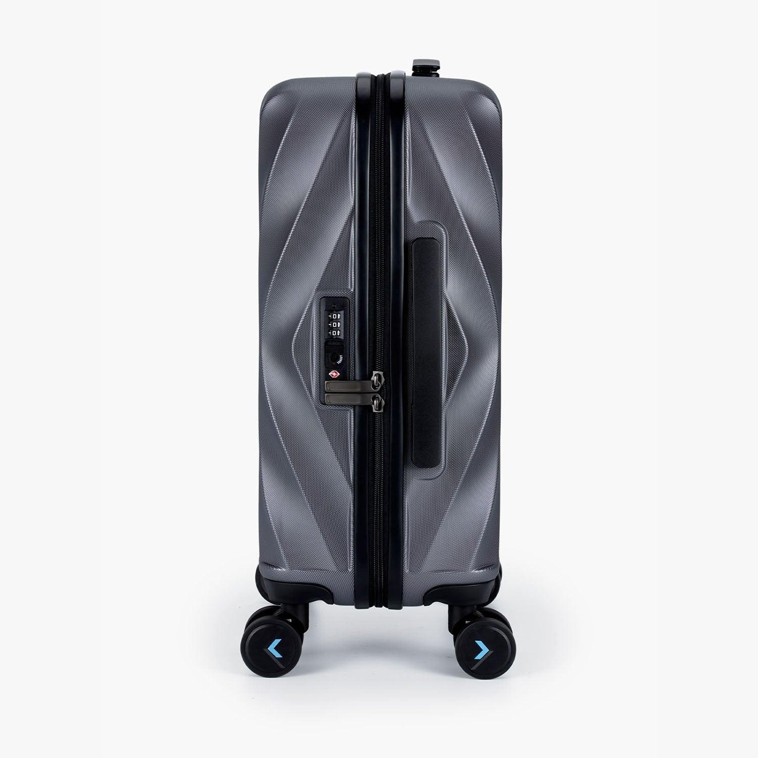 Globetrotter 20" Hardside Rolling Carry-on Stylish Suitcase