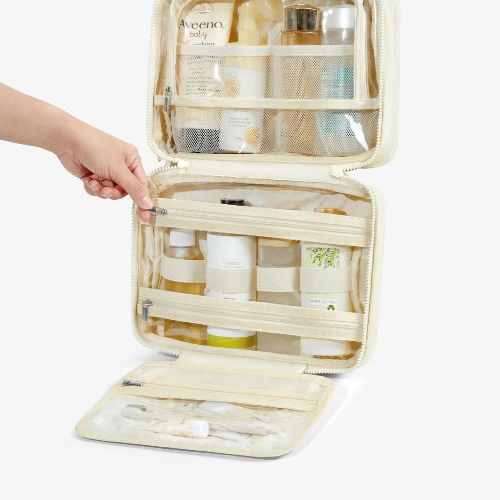 SpaceSaver Toiletry Bag