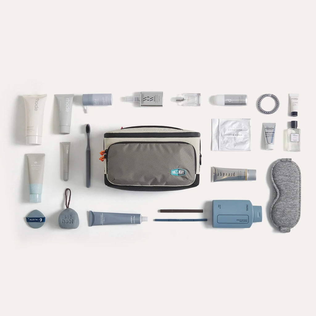 Blast 4.5L Hanging Toiletry Bag