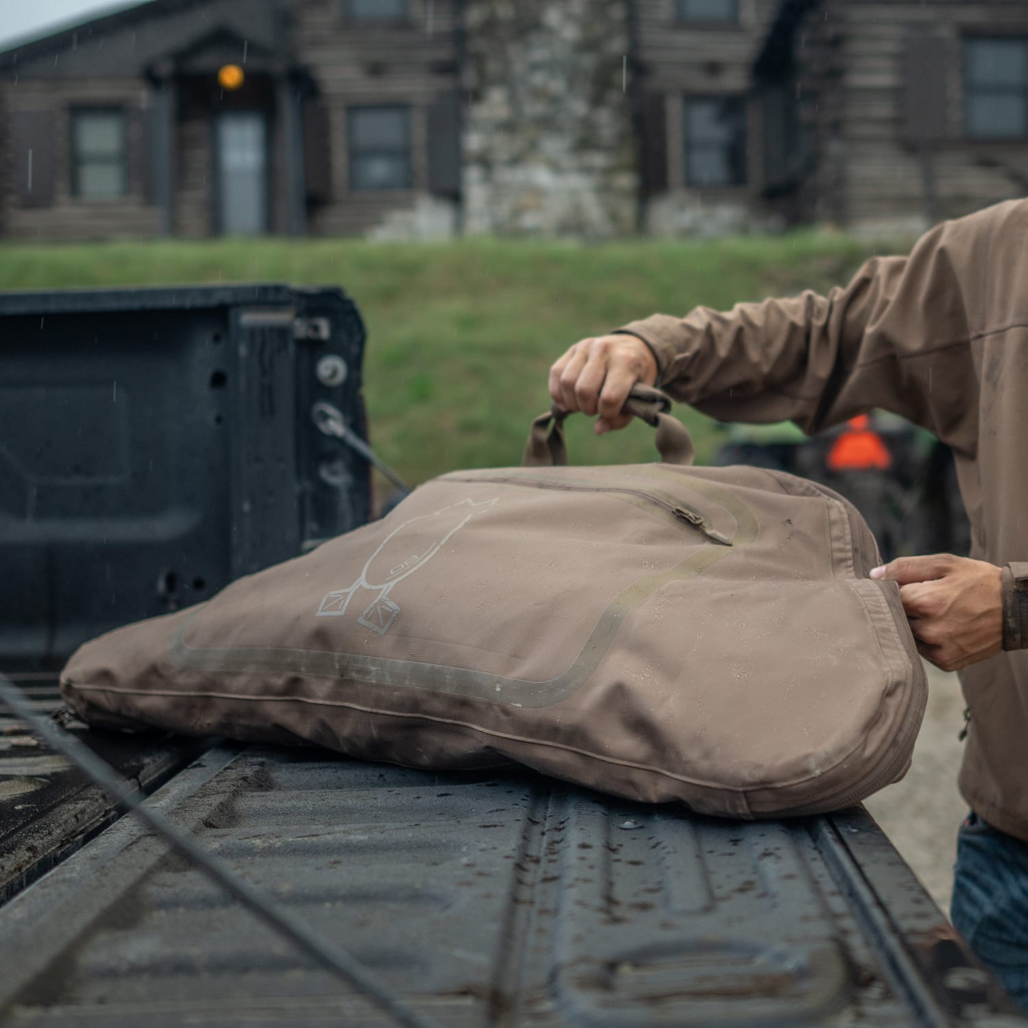 Durable Waterproof Wader Bag - Essential Storage for Hunting & Fishing Gear