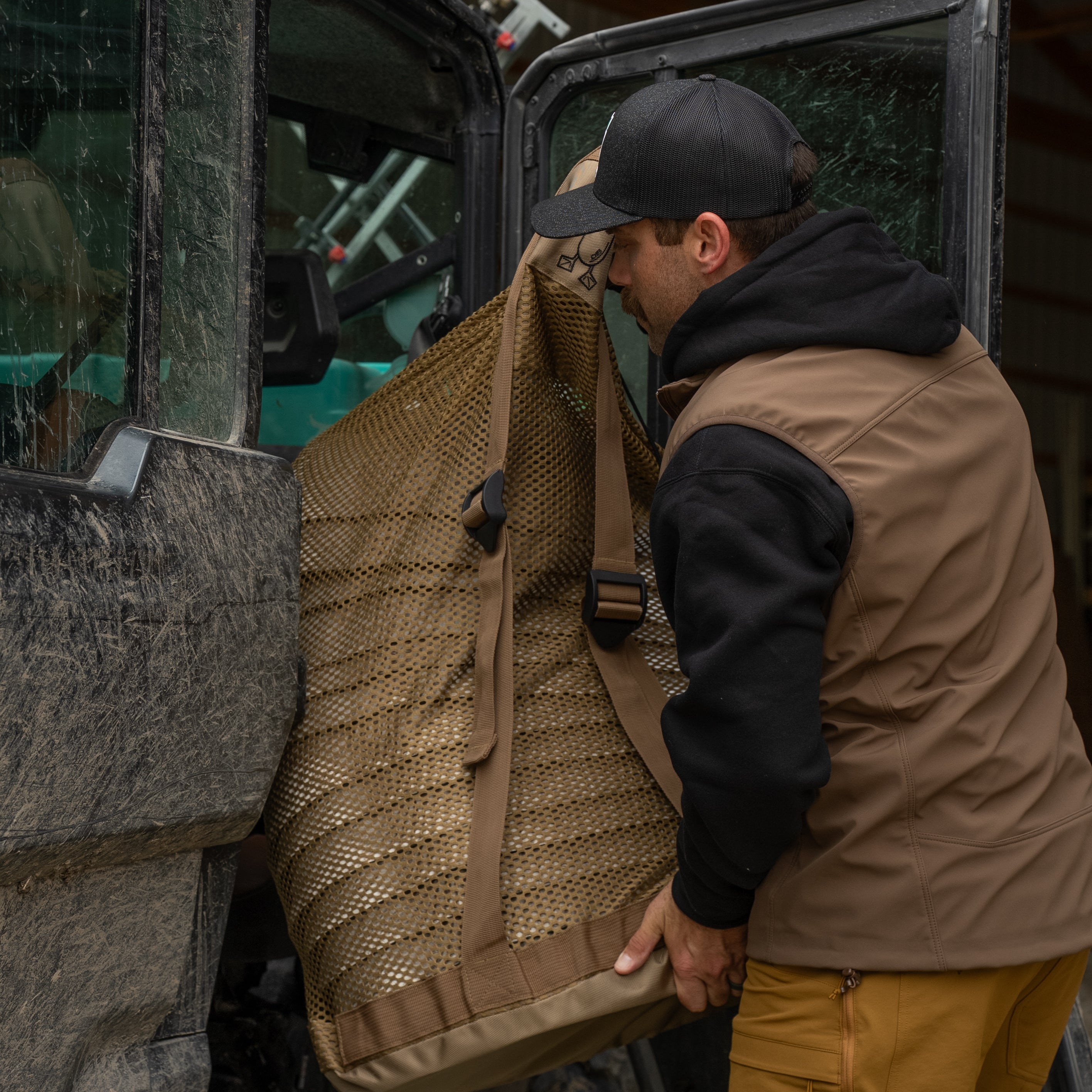 Dive Bomb Lightweight & Durable Mesh Decoy Bag - 36" x 26" - Breathable Waterfowl Hunting Gear Storage