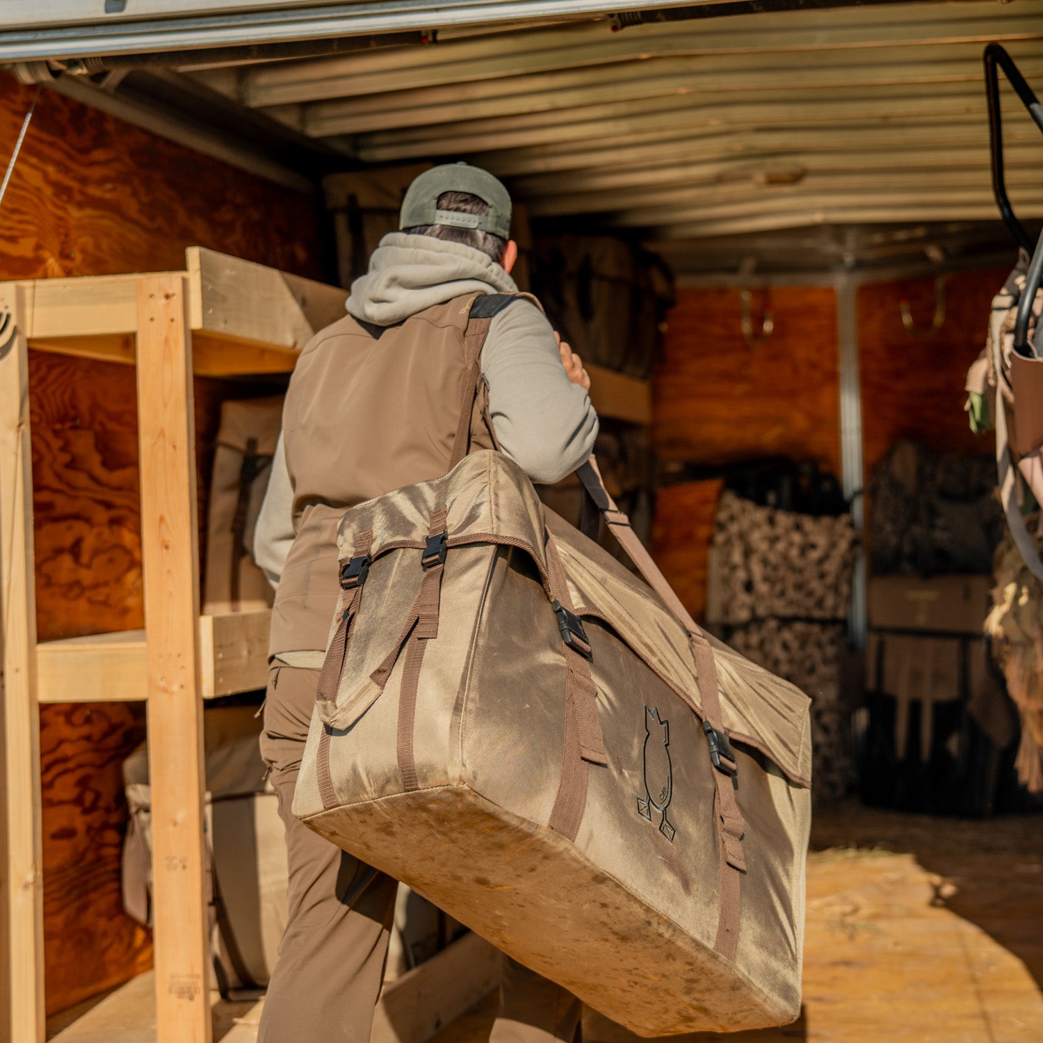 Dive Bomb Silhouette Decoy Bag - Heavy-Duty, Spacious, Durable Hunting Storage for 5 Dozen Decoys