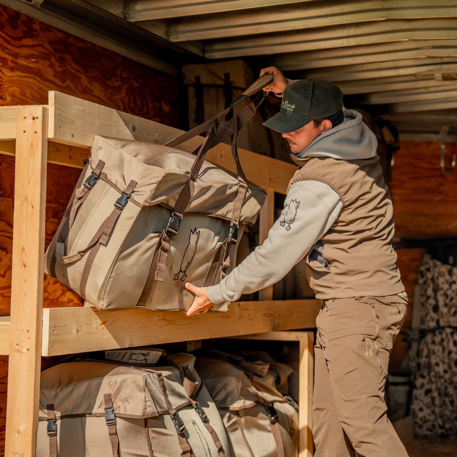 Dive Bomb Silhouette Decoy Bag - Heavy-Duty, Spacious, Durable Hunting Storage for 5 Dozen Decoys