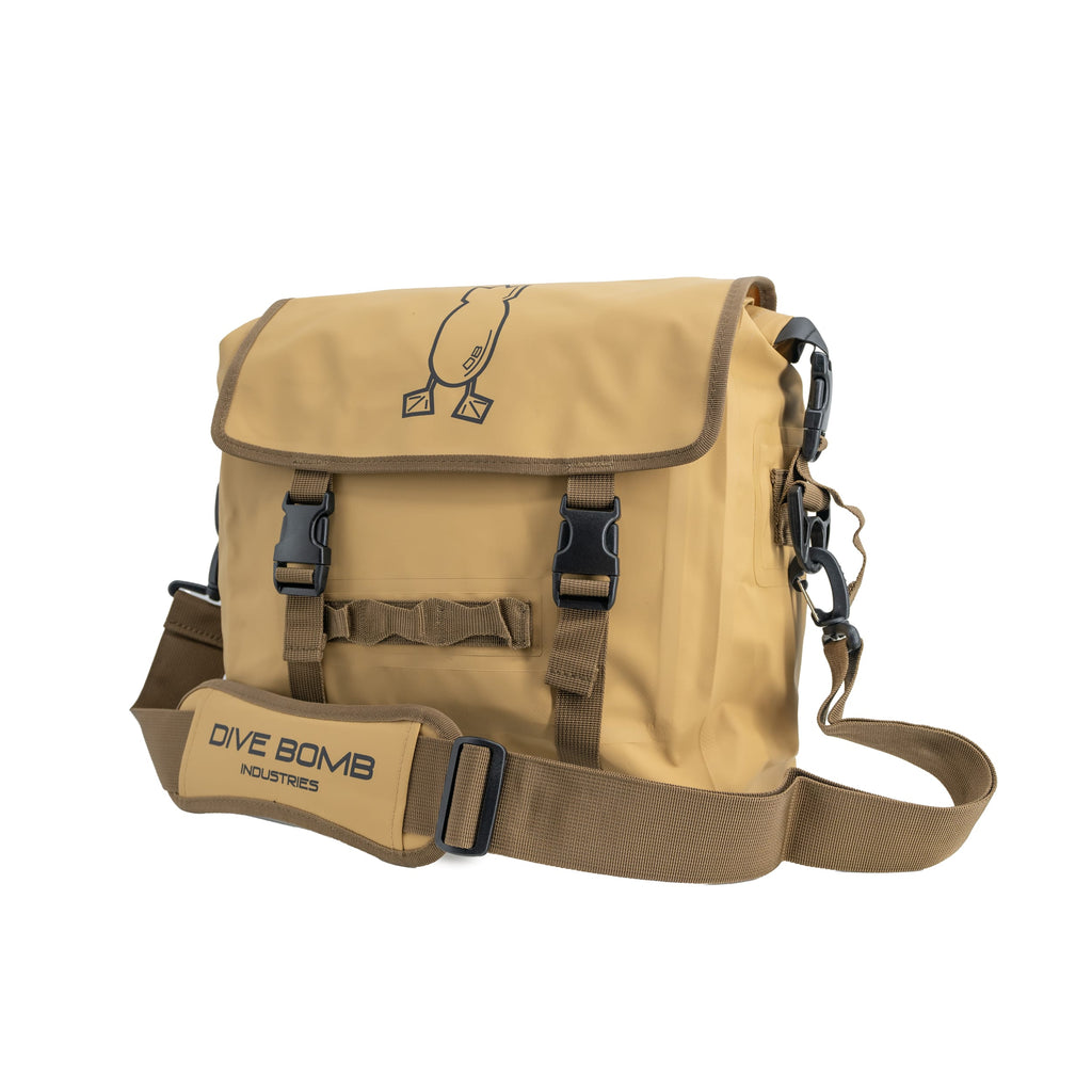 Durable & Organized Waterproof Hunting Blind Bag for Waterfowl & All-Weather Pursuits