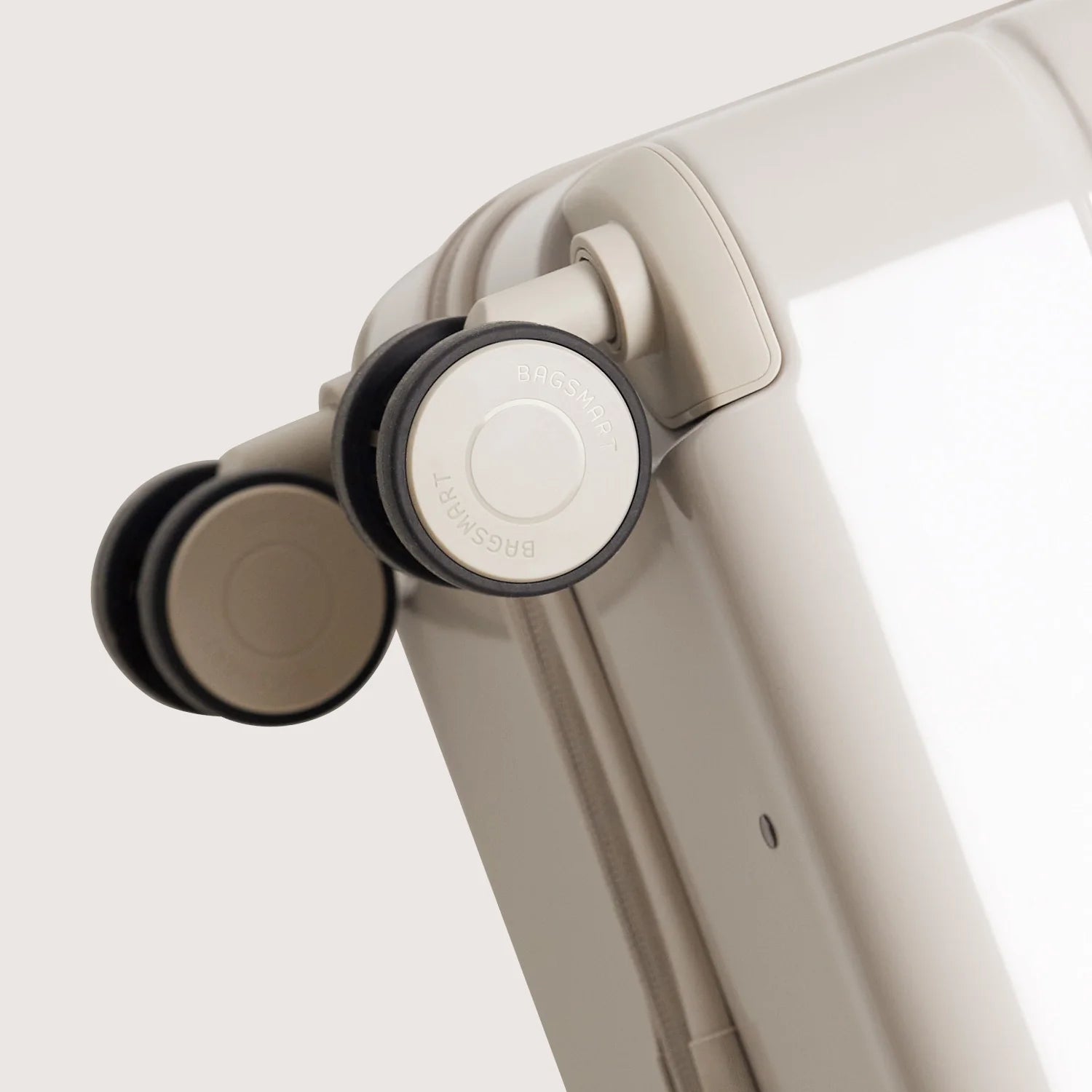 Getaway 24" Check-in: Side-Opening