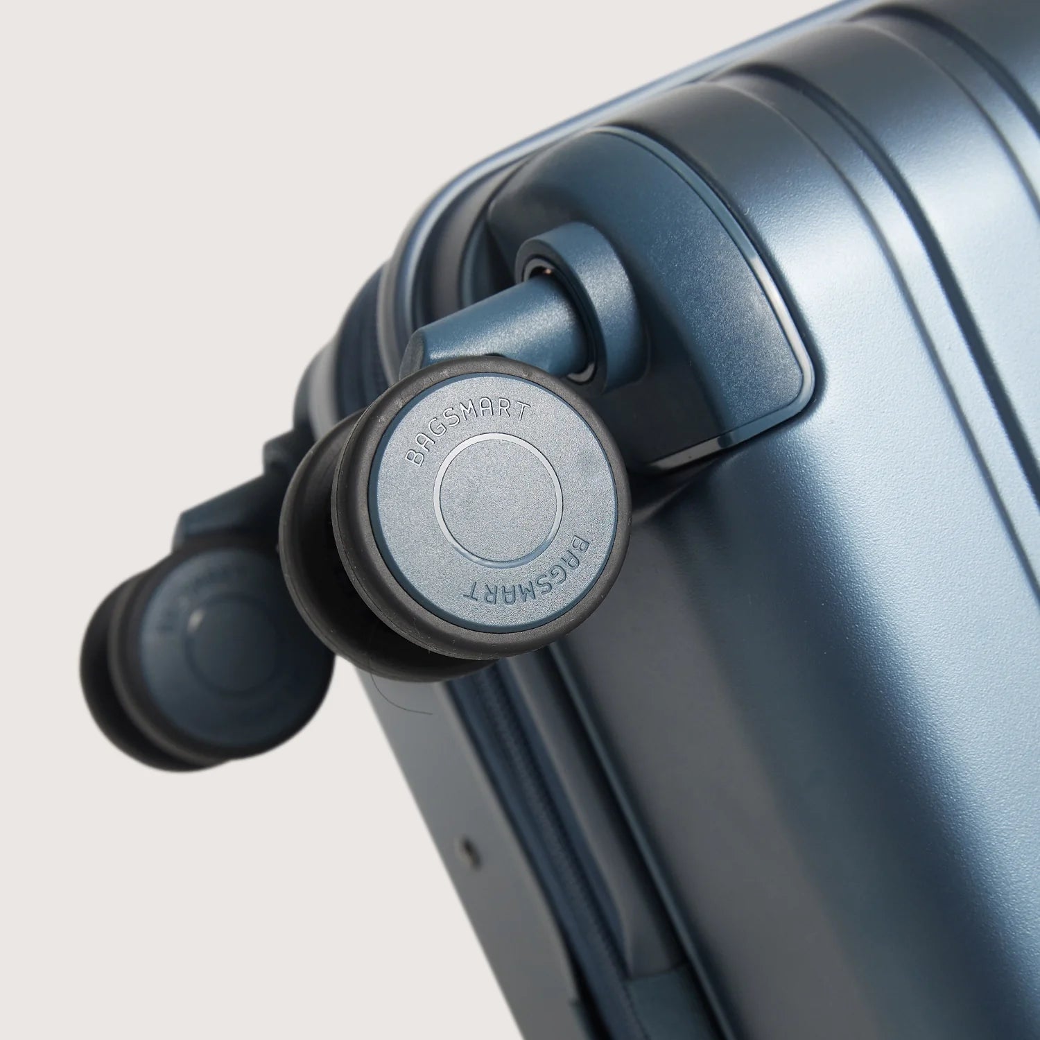 Getaway 26" Check-In