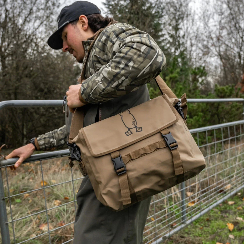 Durable & Organized Waterproof Hunting Blind Bag for Waterfowl & All-Weather Pursuits