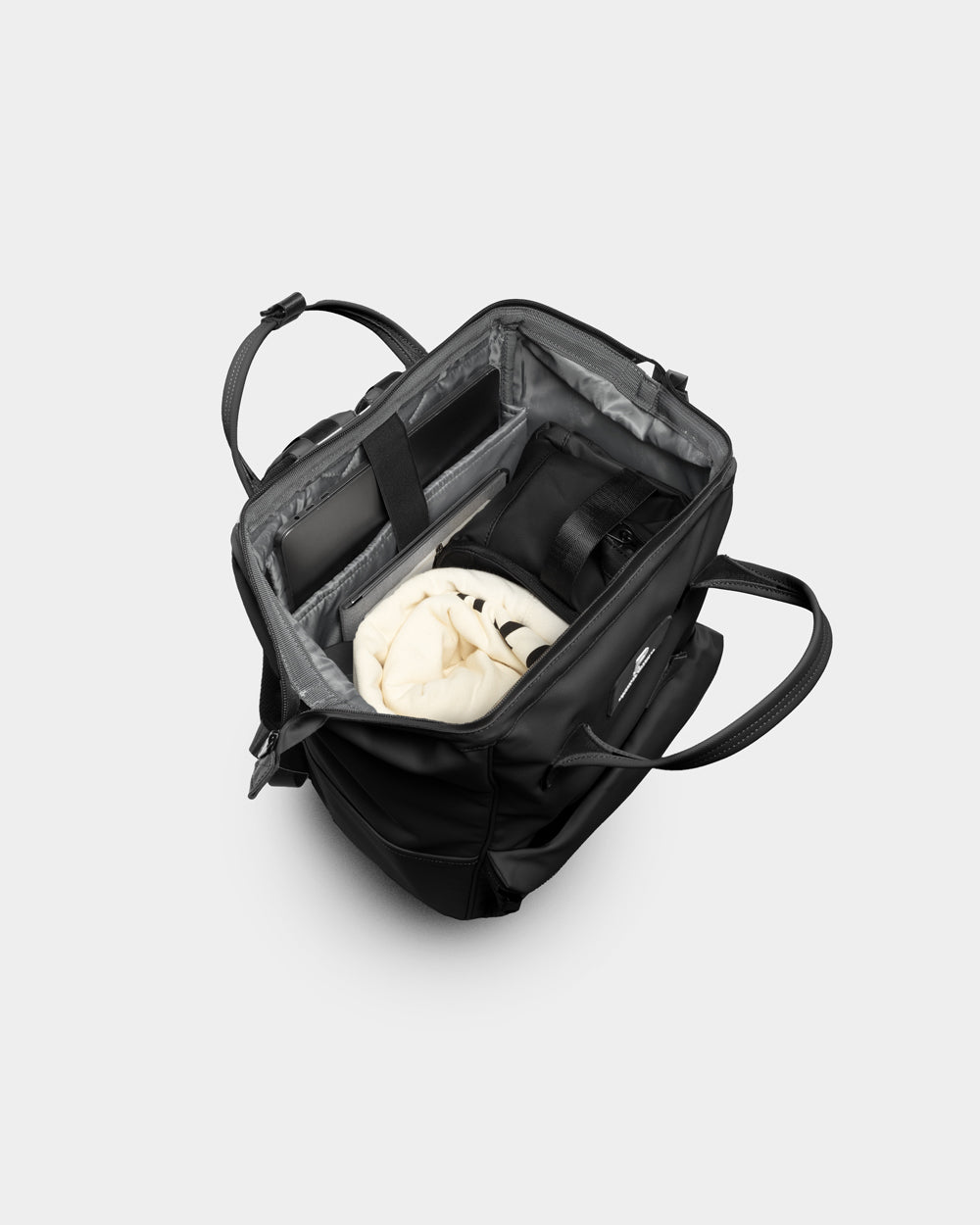 Cascade Essentials Bundle - Compact