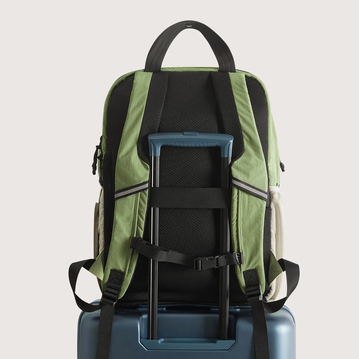 Paz 28L Backpack