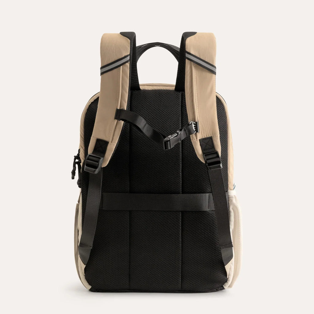 Paz 28L Backpack