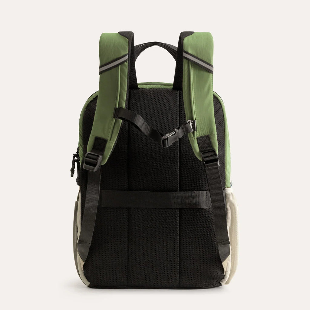 Paz 28L Backpack