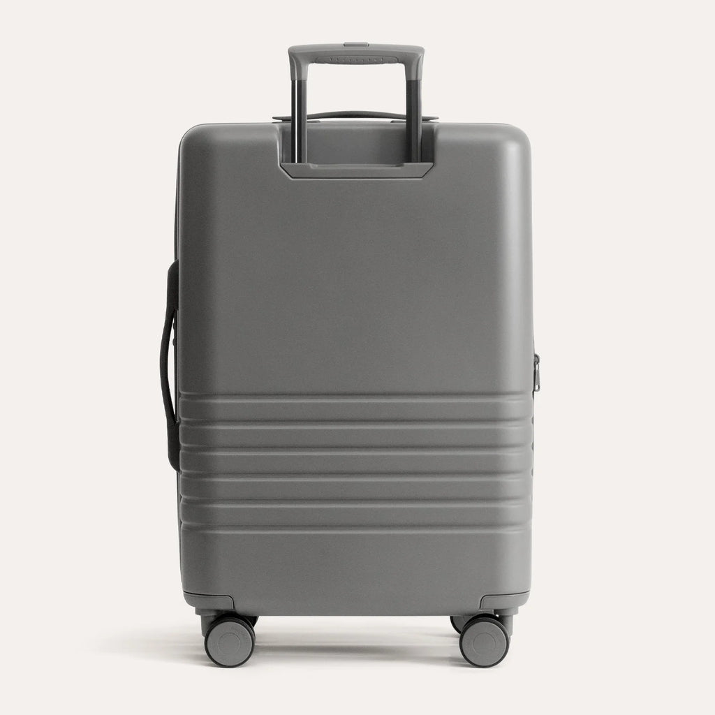 Getaway 24" Check-in: Side-Opening