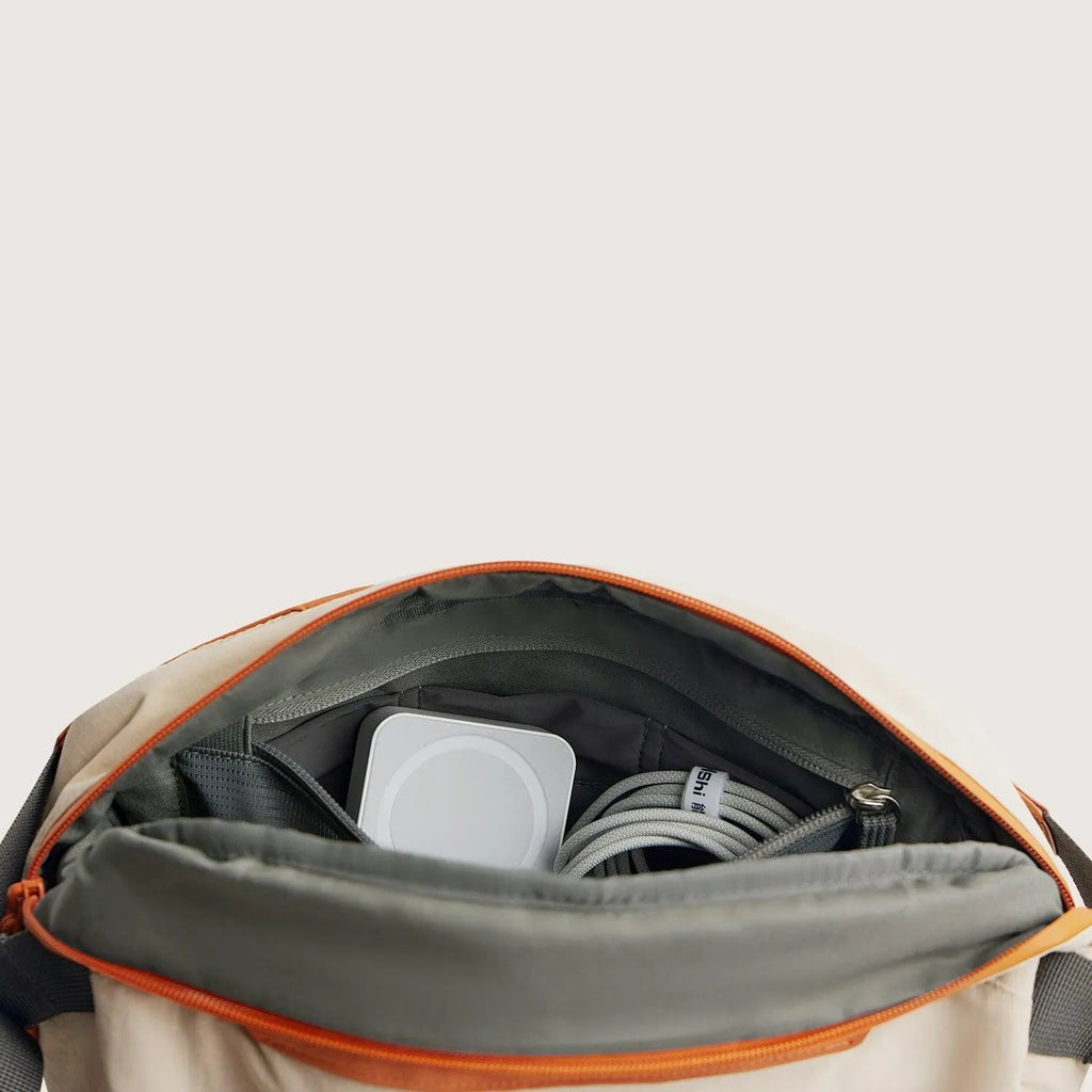 Soar 6L Camera Sling