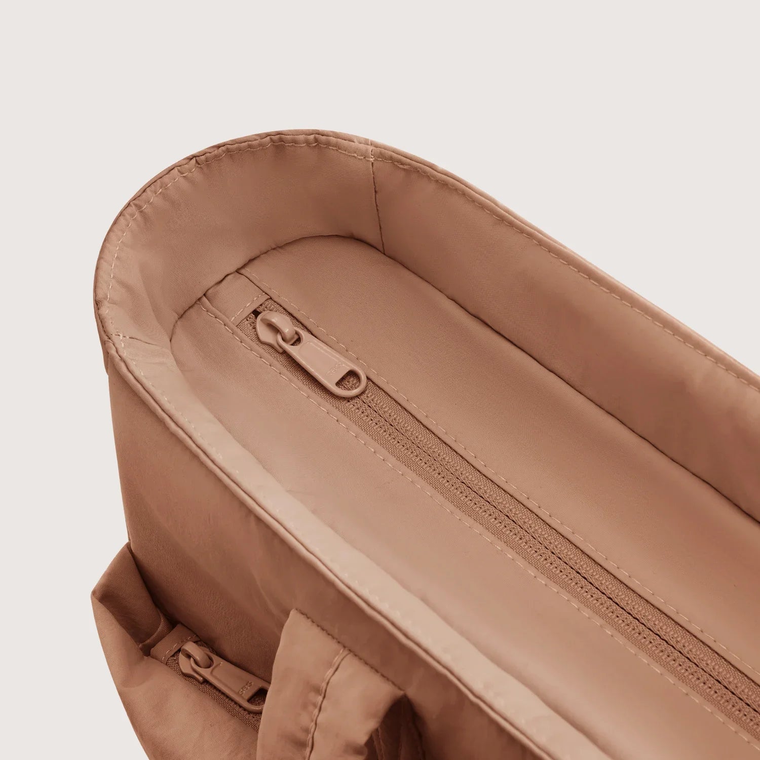 Crush 23L Laptop Tote