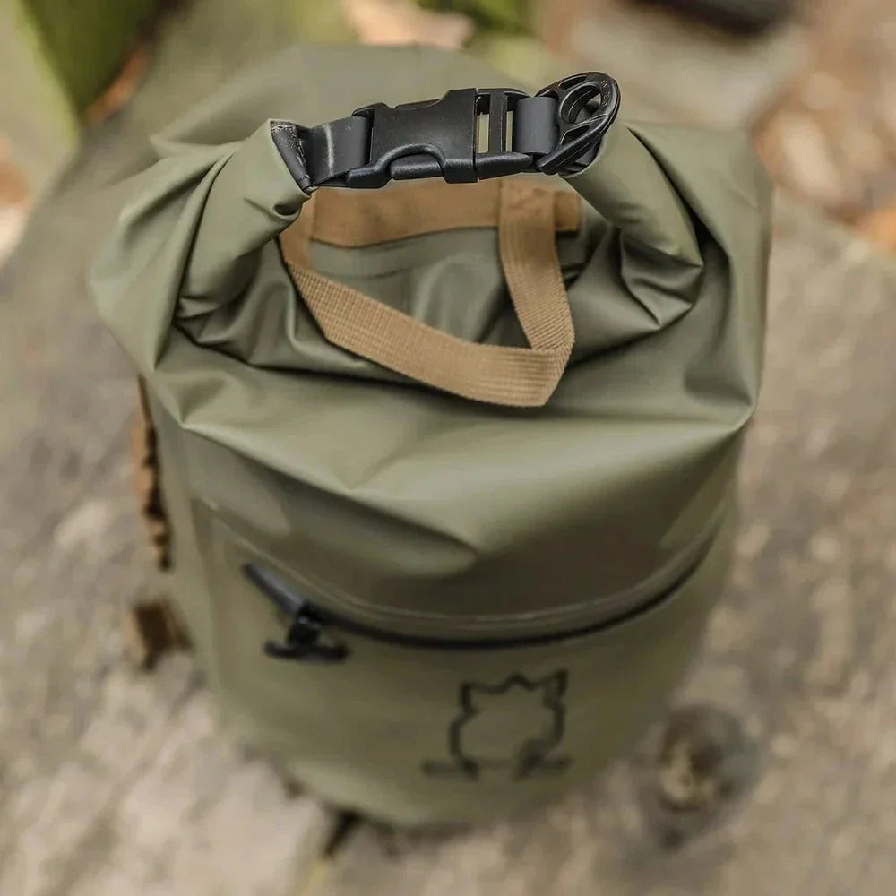 Durable Waterproof Dry Bag - Essential Gear Protection for Outdoor Adventures