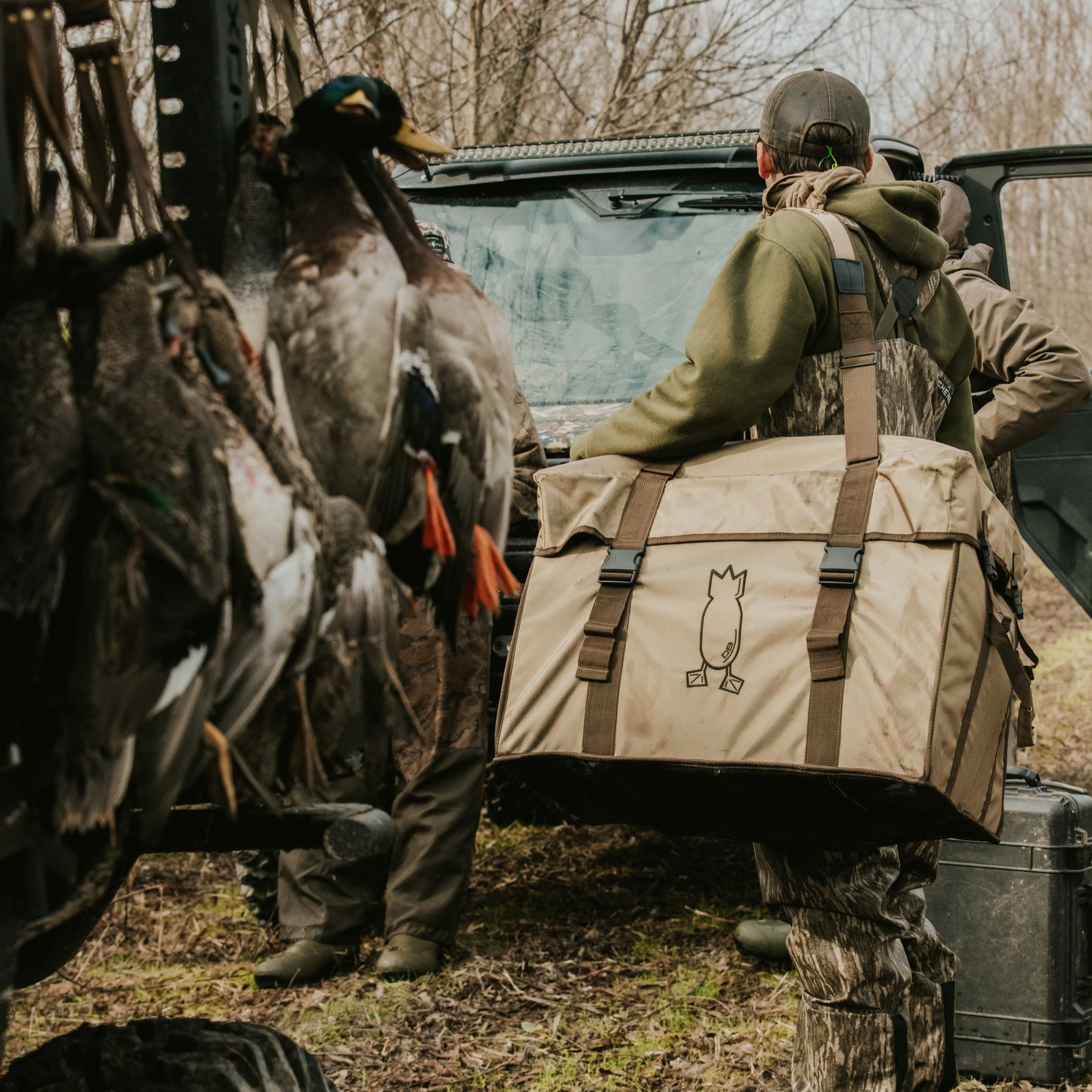 Durable Slotted F1 Duck Floater Bag for Waterfowl Hunting - Protective & Lightweight Decoy Storage