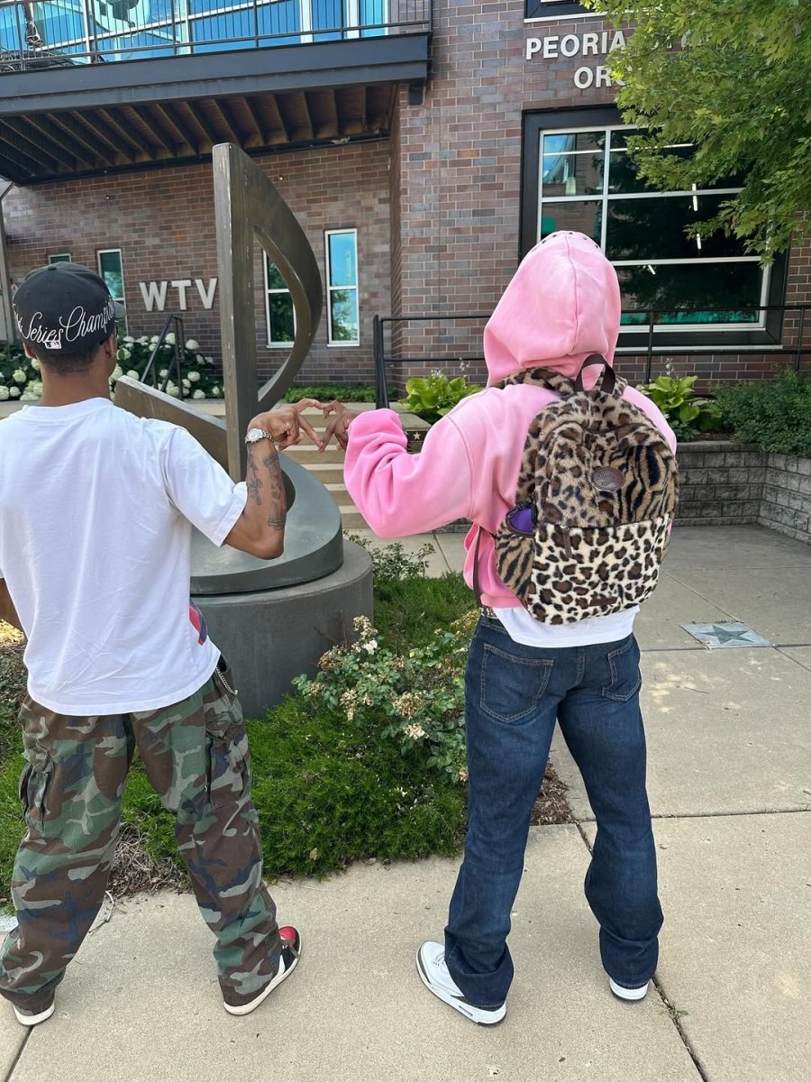 Limited Edition Multi Leopard Print Plush Faux Fur Bag with Zipper Closure - Medium, Unisex Leisure Bag