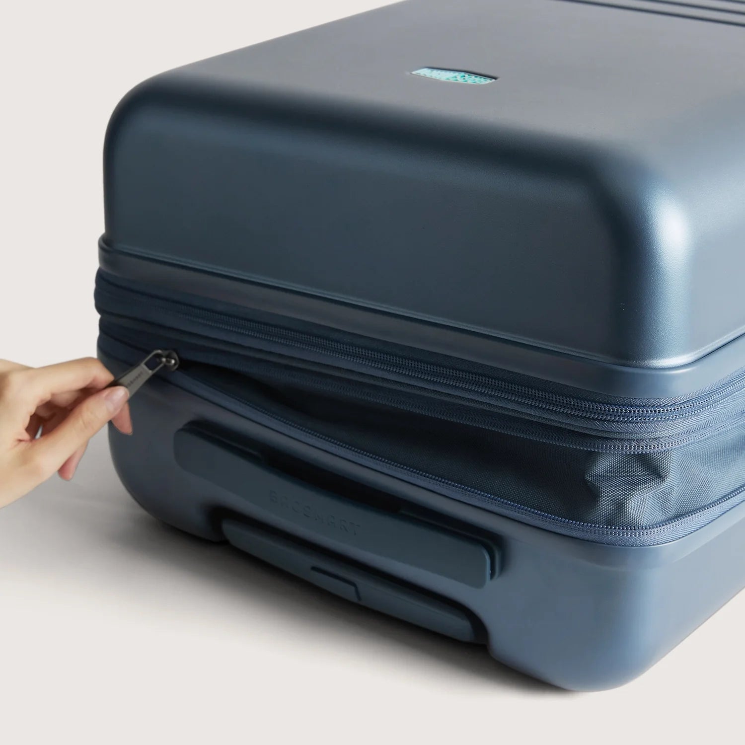 Getaway 26" Check-In