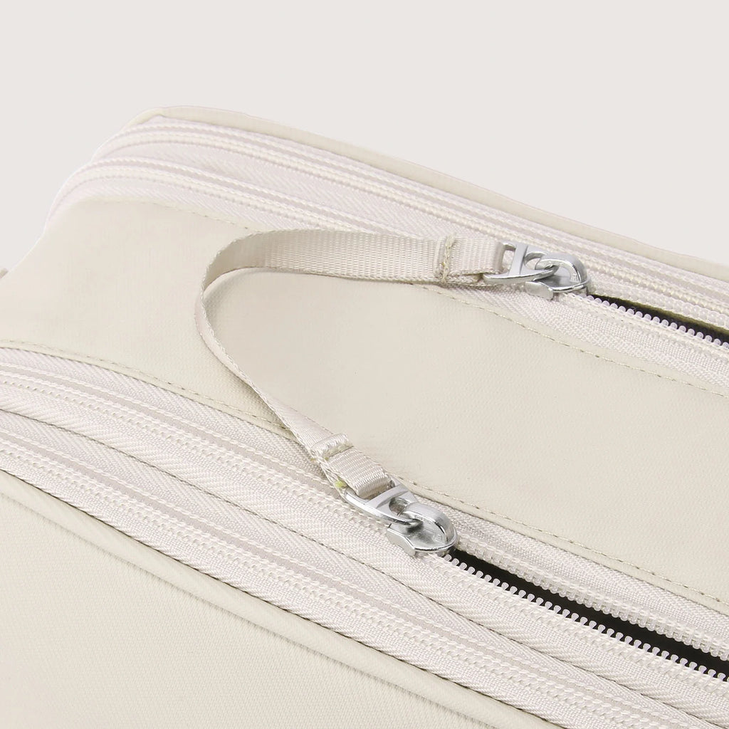 On-road Toiletry Bag