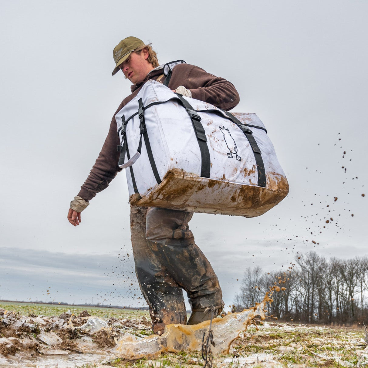 Dive Bomb Standard Silhouette Snow Goose Decoy Bag - Holds 5 Dozen - Durable & Weather-Resistant